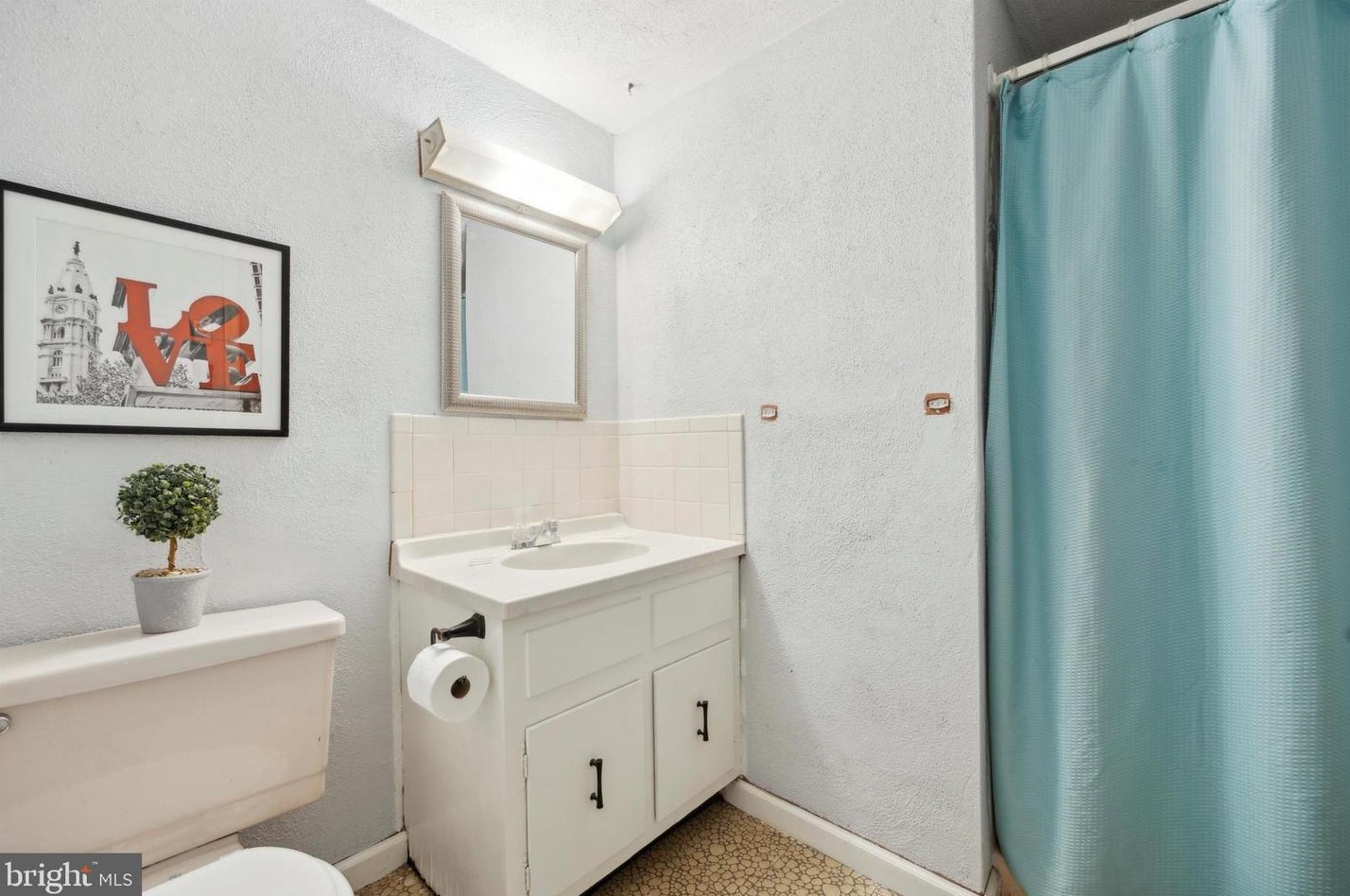 52 Mark Dr, Pottstown PA 19465-7906 exterior