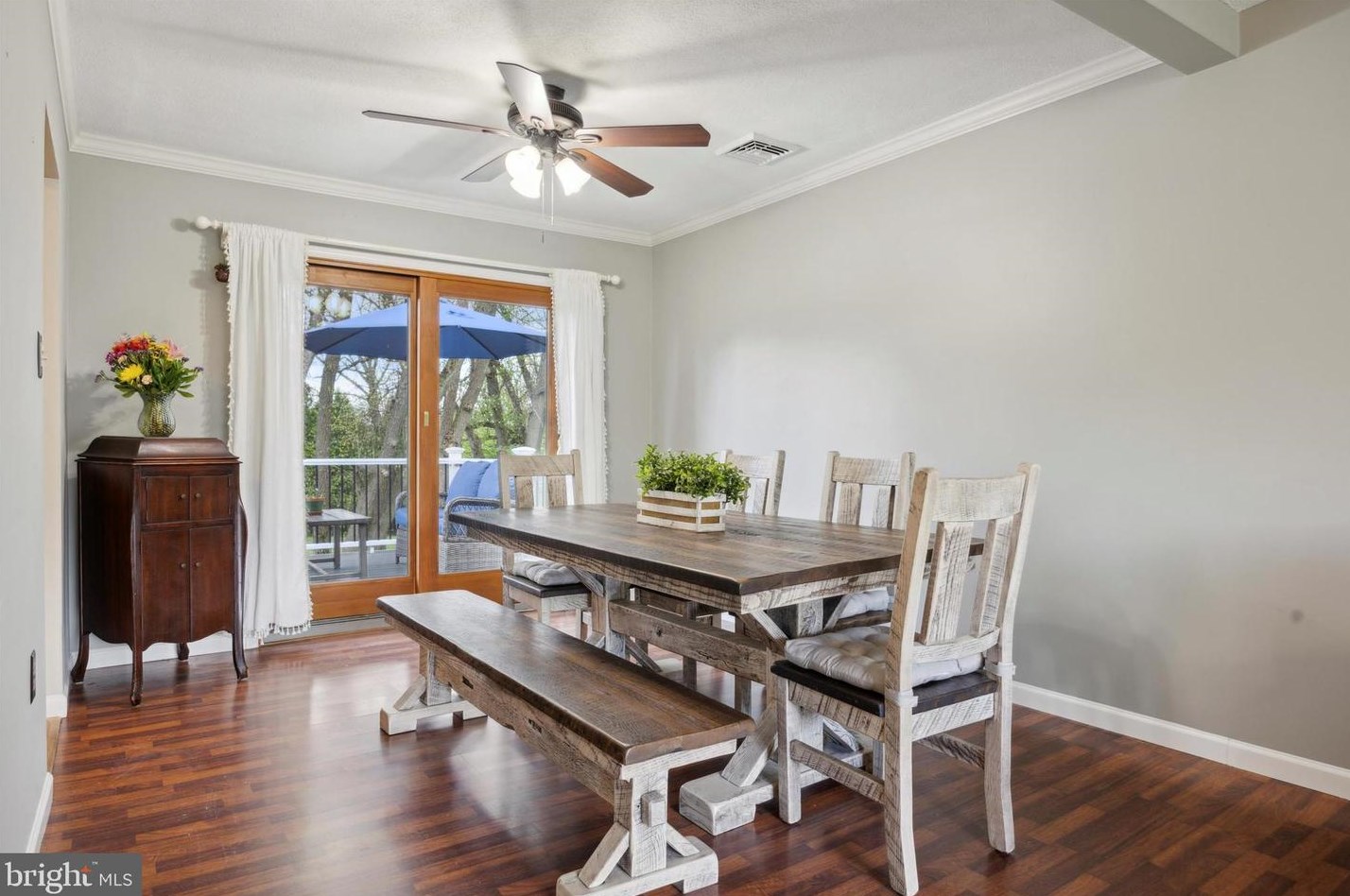 52 Mark Dr, Pottstown PA 19465-7906 exterior