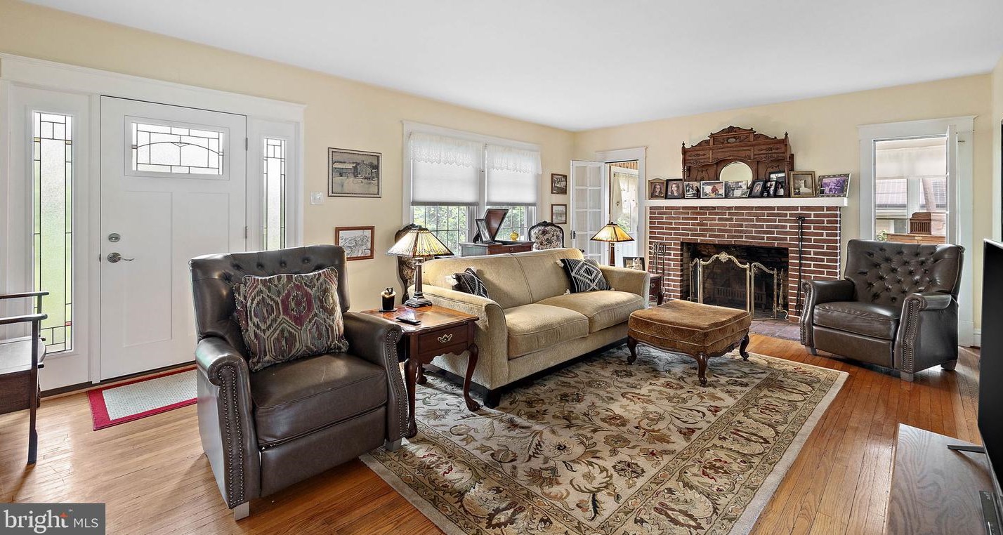 1230 Paoli Pike, West Chester PA  19380-4663 exterior