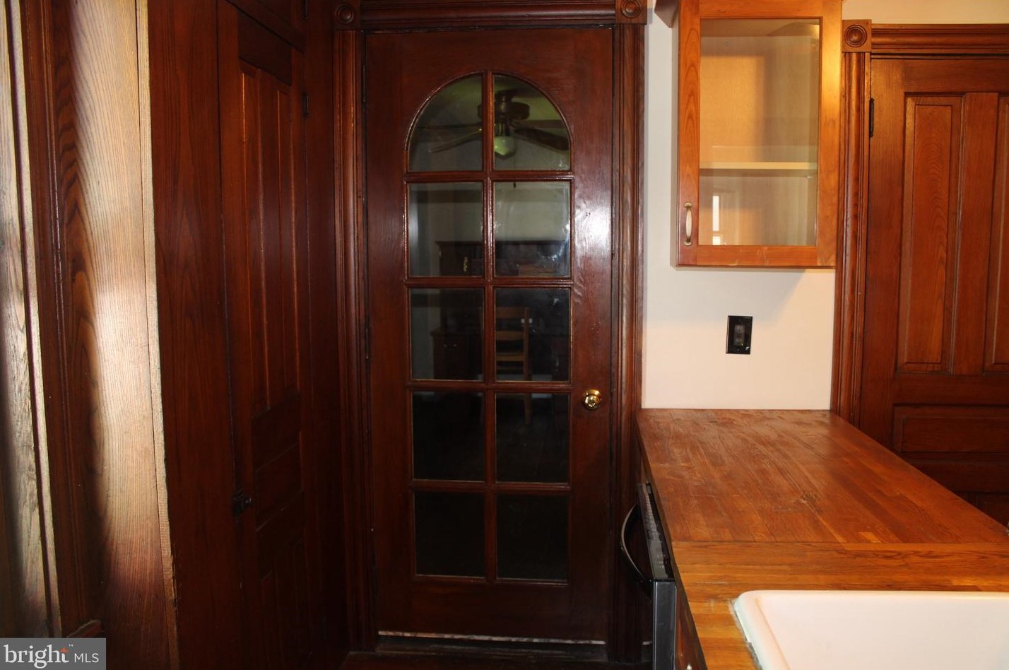543 Rdg Ave, Steelville PA  19310-9400 exterior