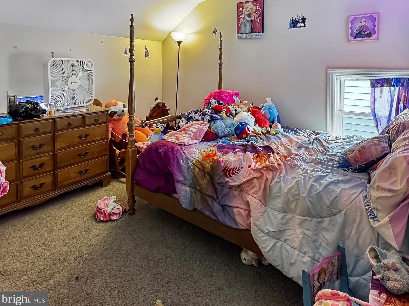 860 Maple St, Honey Brook PA  19344-1081 exterior