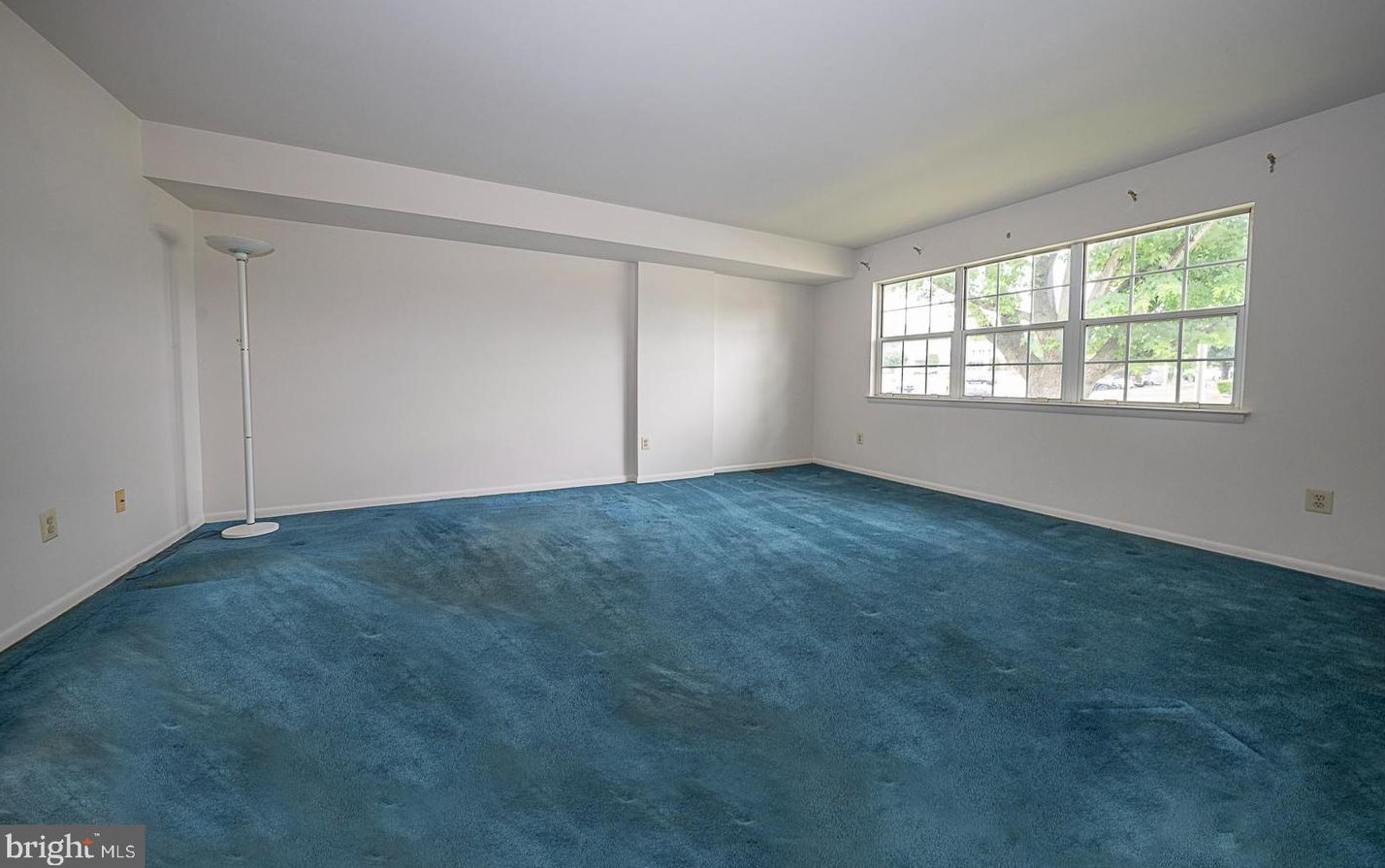 488 Devon Ct, Downingtown PA  19335-4221 exterior