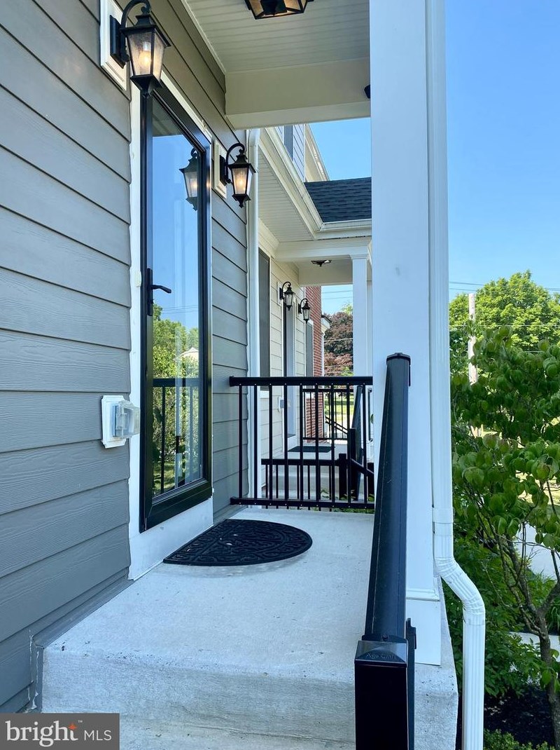 301 Valley Forge Rd, Devon PA  19333-1373 exterior