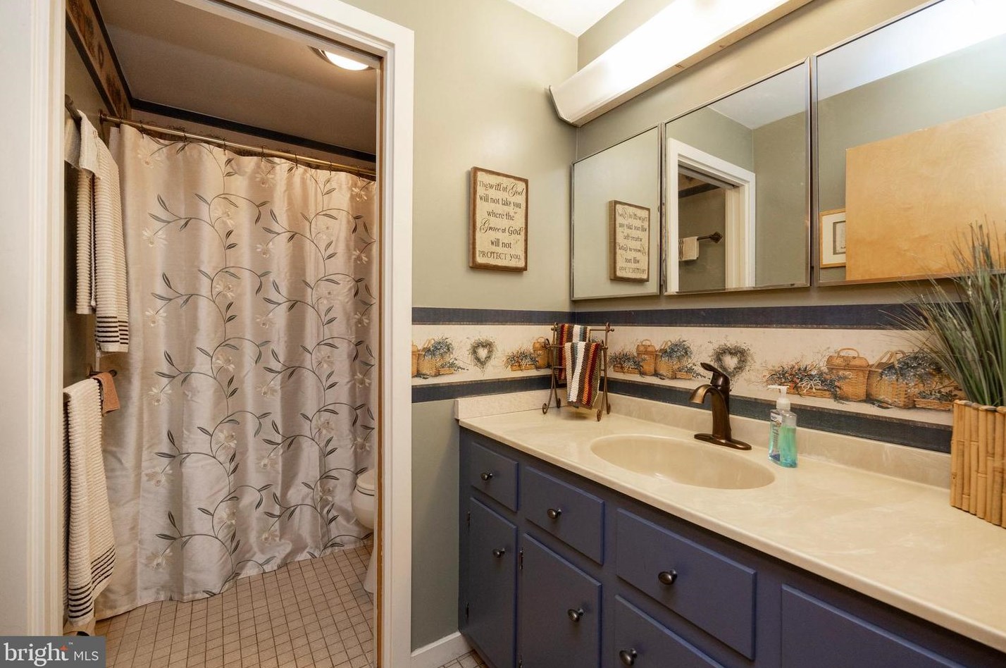 1478 Harvey Ln, Pottstown PA 19465-8232 exterior