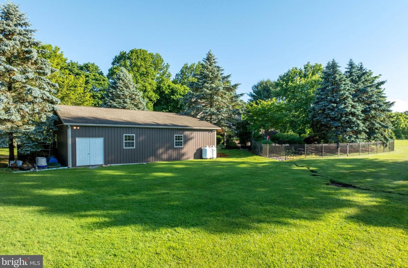 1478 Harvey Ln, Pottstown PA 19465-8232 exterior