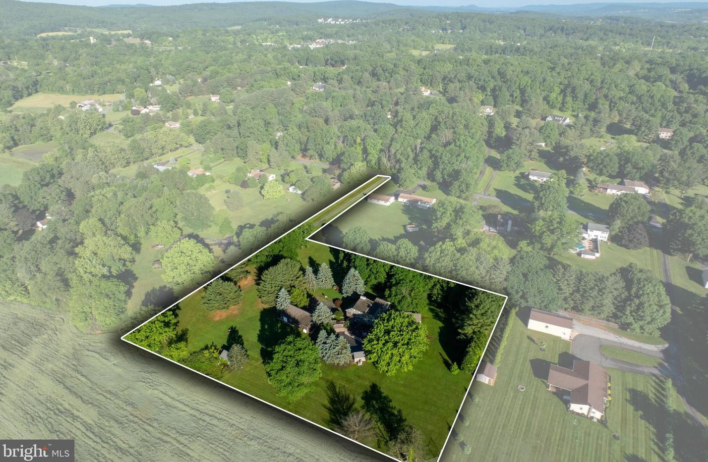 1478 Harvey Ln, Pottstown PA 19465-8232 exterior