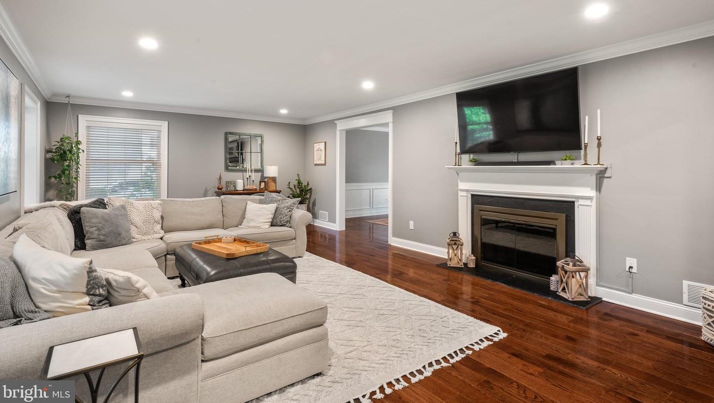 552 Gulph Rd, Wayne, PA 19087