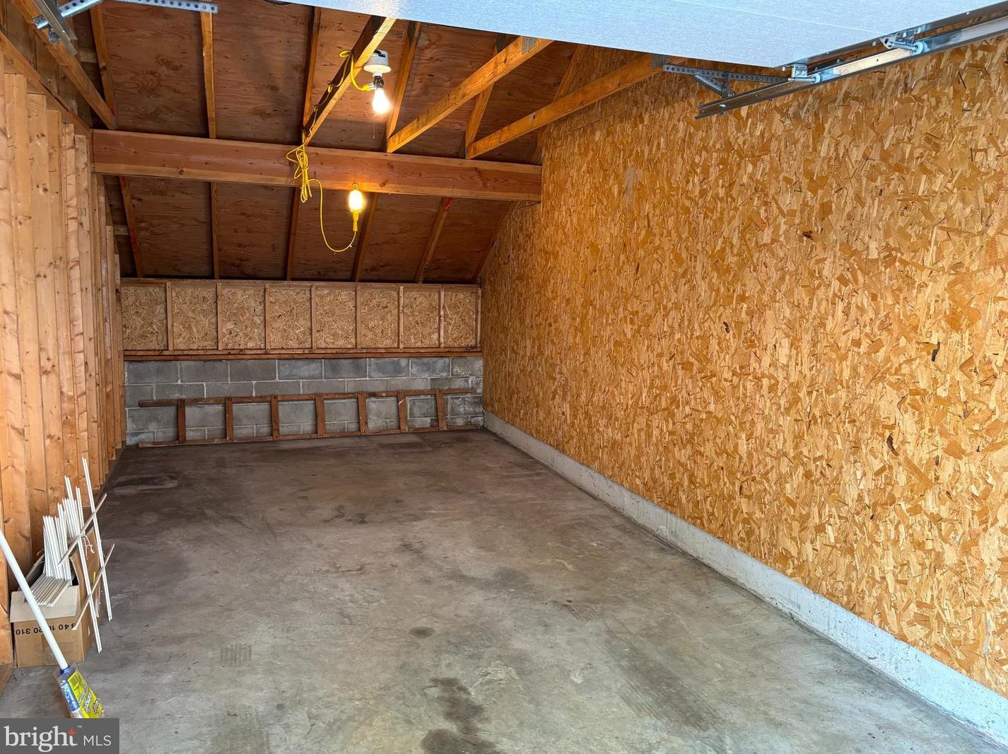 19 Valley Stream Ln, Wayne PA  19087-5854 exterior