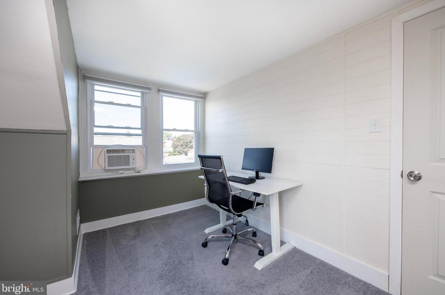 323 New St, West Chester PA  19382-3368 exterior