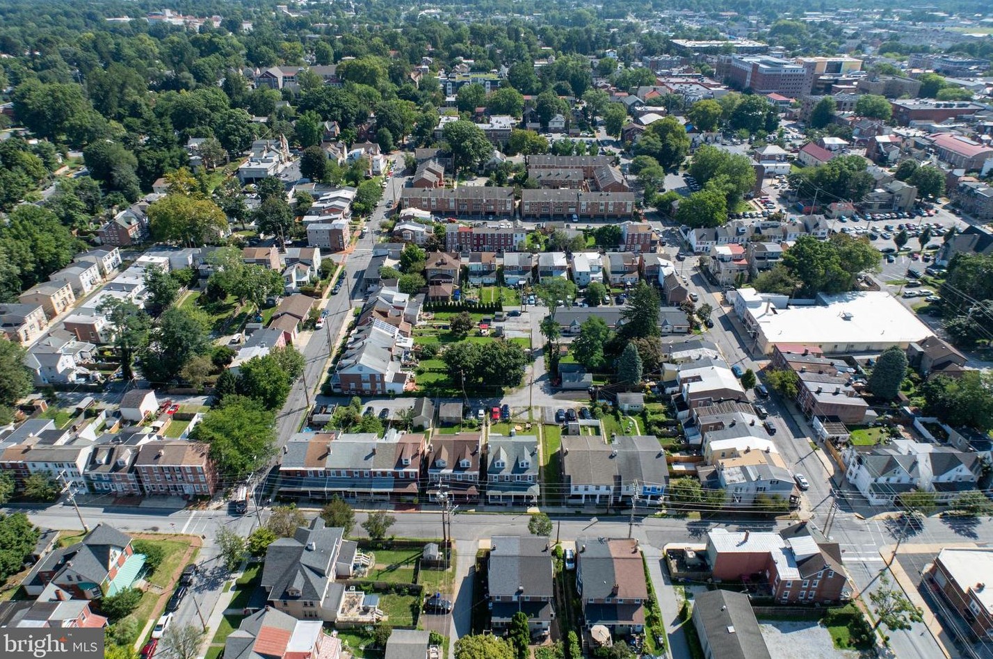 323 New St, West Chester PA  19382-3368 exterior