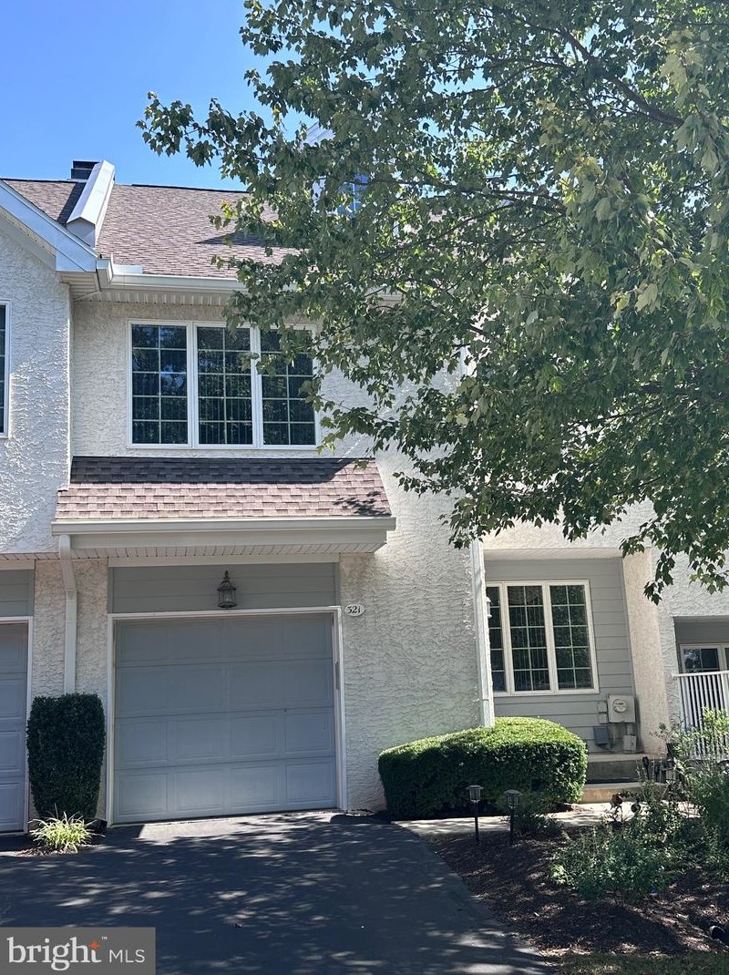 321 Bristol Cir, Exton PA  19341-2073 exterior