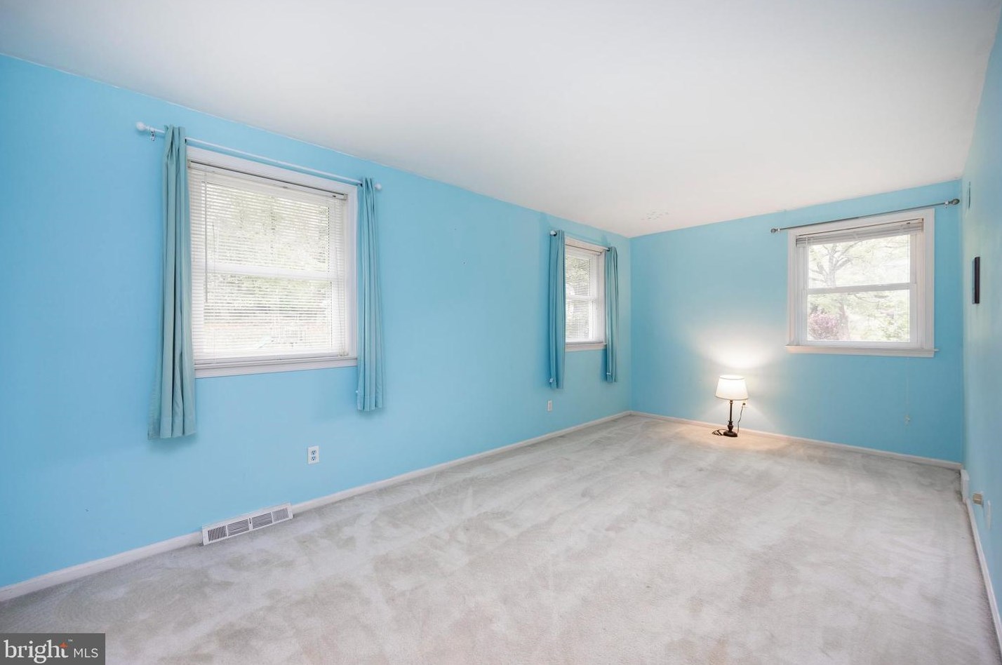 604 Brainerd Pl, Exton PA 19341-1907 exterior