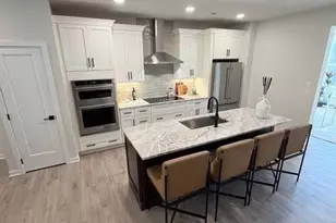 42 Grayson Ln, Downingtown, PA 19335 - Photo 9