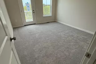 733 Platinum Dr, Phoenixville, PA 19460 - Photo 5