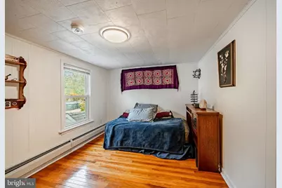 355 Emmett Street, Phoenixville, PA 19460 - Photo 7