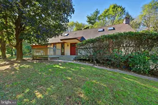 2 Carriage Ln, Chester Springs, PA 19425 - Photo 3