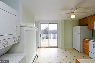 2 E High St, Phoenixville, PA 19460 - Photo 7