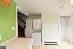 2 E High St, Phoenixville, PA 19460 - Photo 11