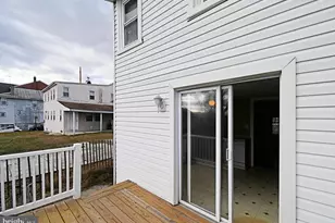 2 E High St, Phoenixville, PA 19460 - Photo 29