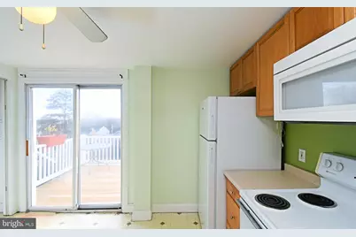 2 E High Street, Phoenixville, PA 19460 - Photo 9