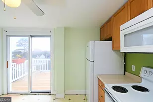 2 E High St, Phoenixville, PA 19460 - Photo 9