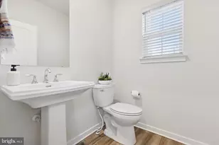 141 Four Leaf Dr, Downingtown, PA 19335 - Photo 13