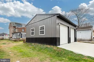 313 Chestnut St, Spring City, PA 19475 - Photo 7