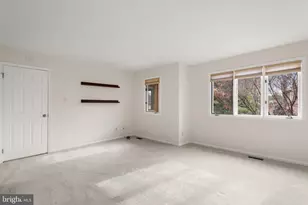 11 Treaty Dr, Chesterbrook, PA 19087 - Photo 25