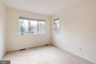 11 Treaty Dr, Chesterbrook, PA 19087 - Photo 27