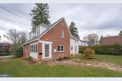 28 Orchard Lane, Berwyn, PA 19312 - Photo 3