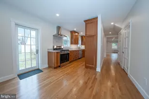 28 Orchard Ln, Berwyn, PA 19312 - Photo 23