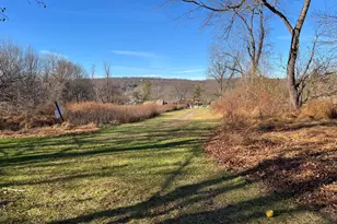 301 Mountainview Dr, Chesterbrook, PA 19087 - Photo 29