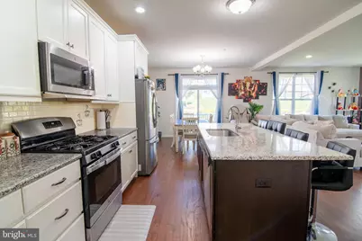 29 N Tompkins Square, Downingtown, PA 19335 - Photo 9