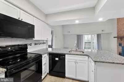 933 Washington Place #33, Chesterbrook, PA 19087 - Photo 7