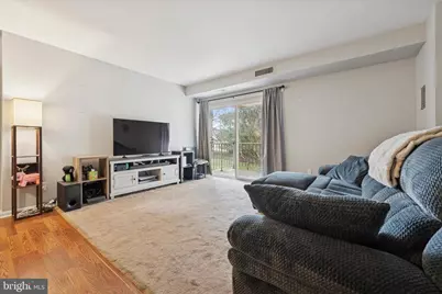 275 Old Forge Crossing, Devon, PA 19333 - Photo 5