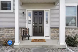 110 Petrelia Dr, Honey Brook, PA 19344 - Photo 5