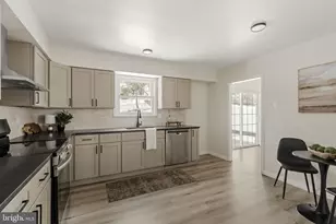 310 Buchanan Dr, Coatesville, PA 19320 - Photo 11