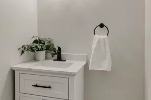 310 Buchanan Dr, Coatesville, PA 19320 - Photo 29