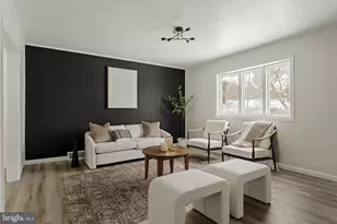 310 Buchanan Dr, Coatesville, PA 19320 - Photo 3