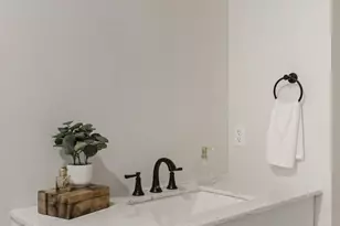 310 Buchanan Dr, Coatesville, PA 19320 - Photo 23