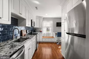 402 Devon Ct, Downingtown, PA 19335 - Photo 9