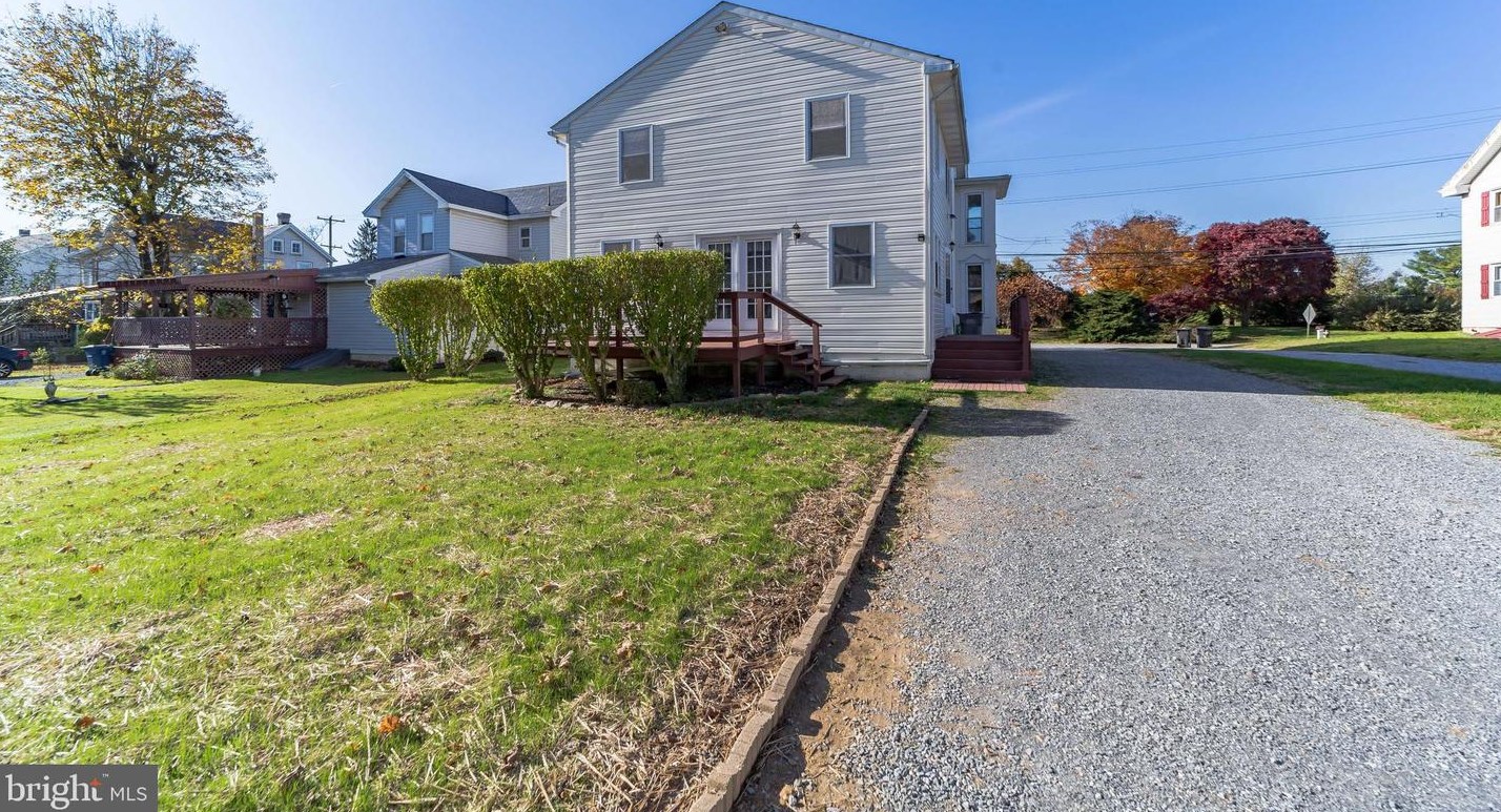 192 Old Limestone Rd, Oxford PA  19363-1053 exterior