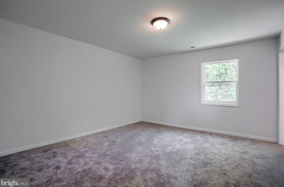 150 Modena Rd, Coatesville PA  19320-4040 exterior