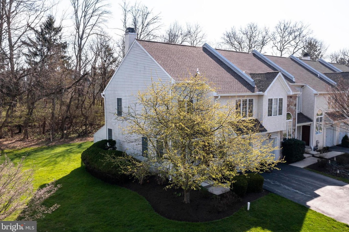 29 Buttonwood Dr, Exton PA  19341-2060 exterior