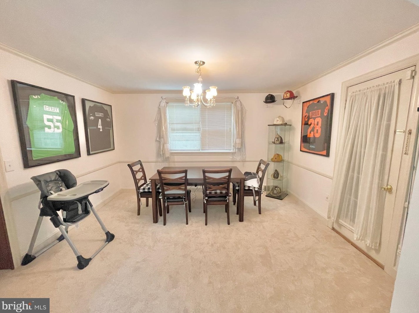 633 Vine St, Hbg Inter Airp PA  17057-2340 exterior
