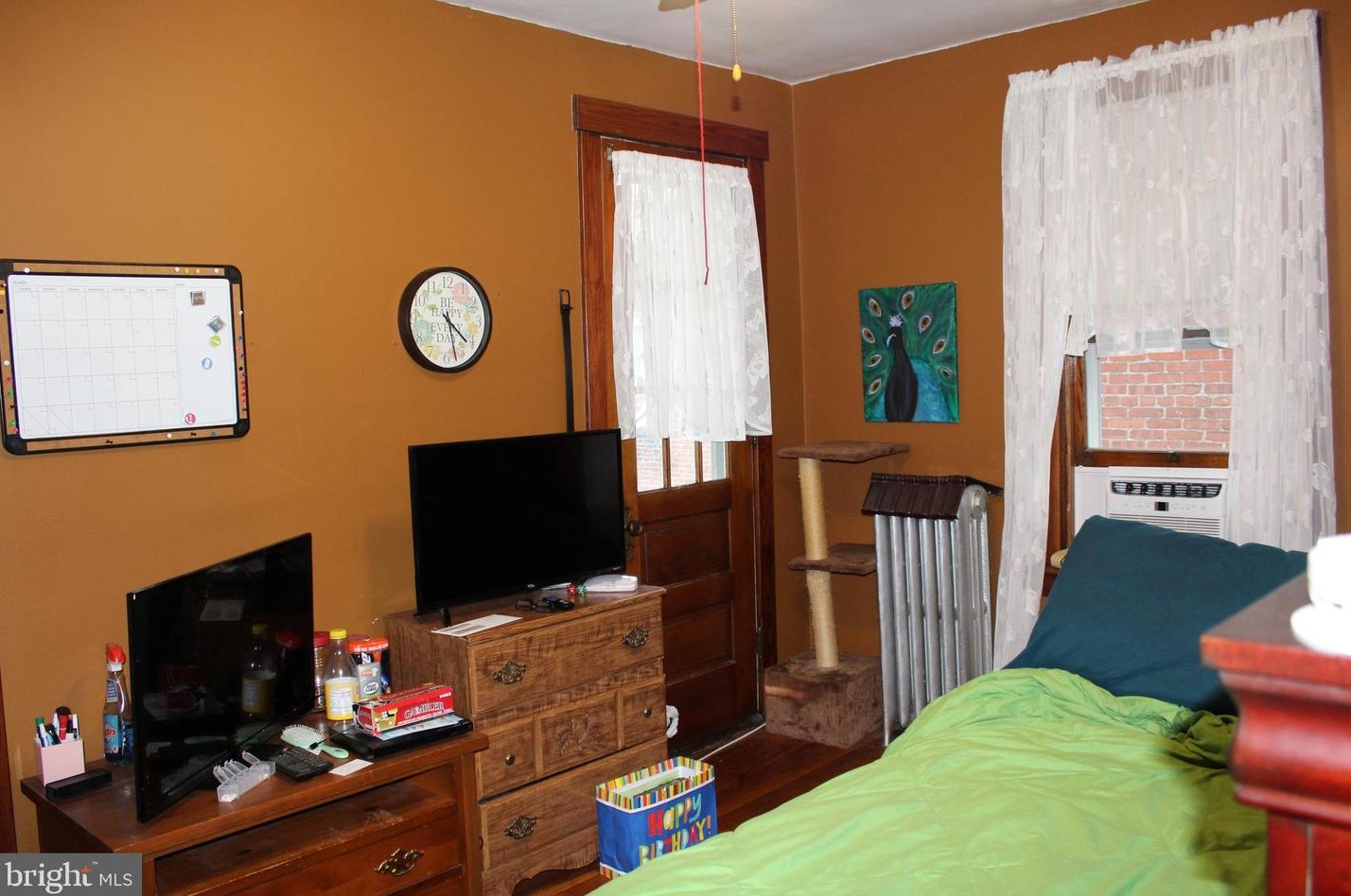 3025 Derry St, Harrisburg PA 17111-1648 exterior