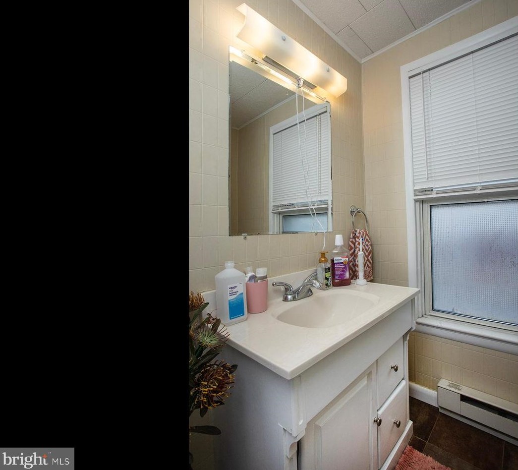 225 Ann St, Hbg Inter Airp PA  17057-1102 exterior