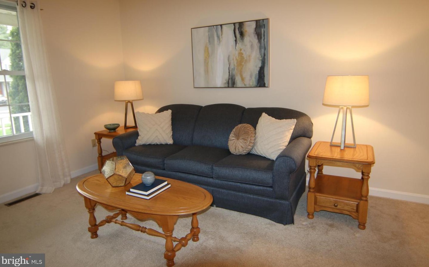 591 Constitution Dr, Hbg Inter Airp PA  17057-3489 exterior