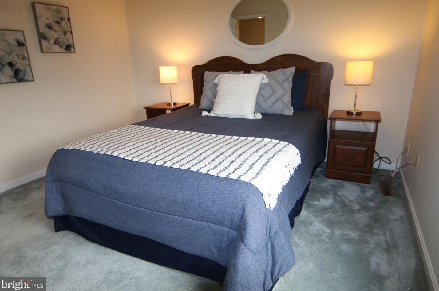 591 Constitution Dr, Hbg Inter Airp PA  17057-3489 exterior