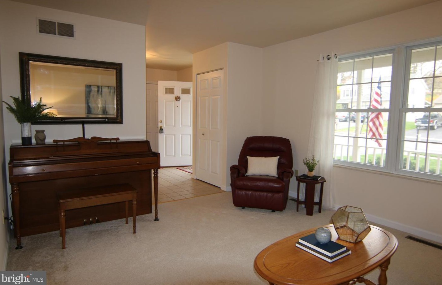 591 Constitution Dr, Hbg Inter Airp PA  17057-3489 exterior